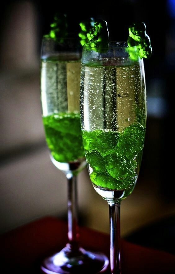 Green Bubbly Cocktails