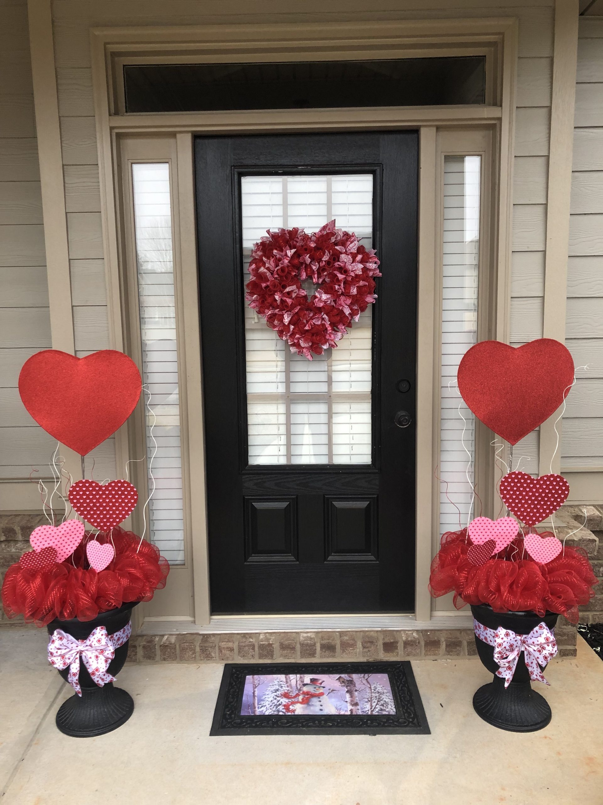 Valentine Heart Doorhanger Porch Decor Sweetheart Day Wooden doorhanger Red and black heart