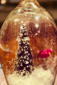 wine glass decor
