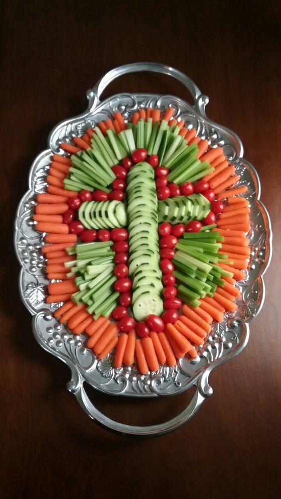 How to Make an Easter Veggie Tray - Party Wowzy